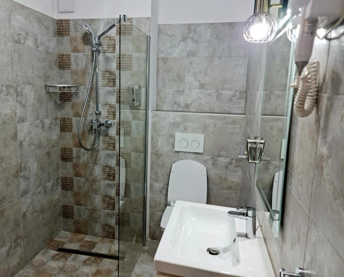 Apartament E'Special No3 Άλμπα Ιούλια Εξωτερικό φωτογραφία