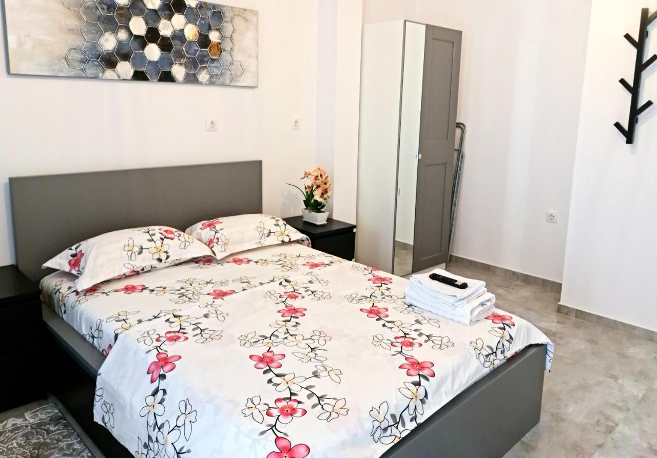 Apartament E'Special No3 Άλμπα Ιούλια Εξωτερικό φωτογραφία