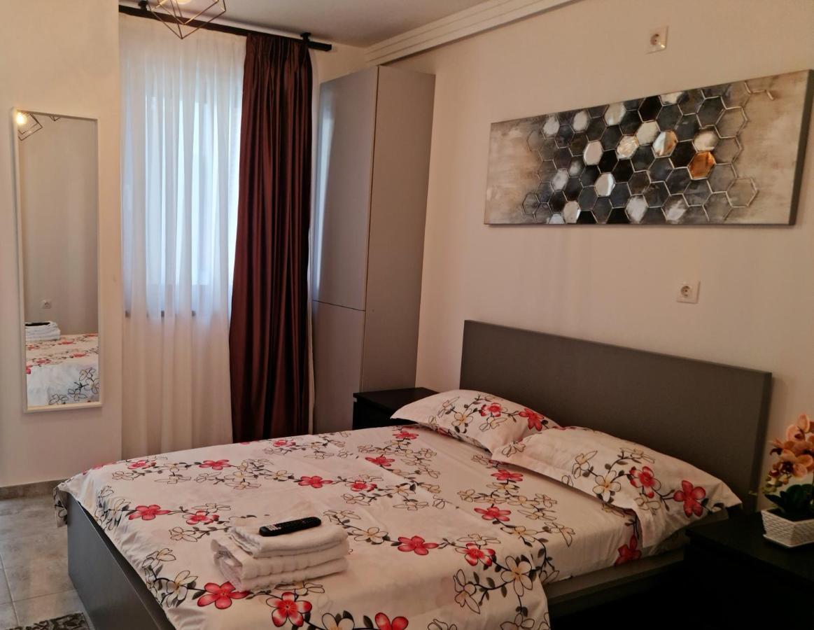 Apartament E'Special No3 Άλμπα Ιούλια Εξωτερικό φωτογραφία